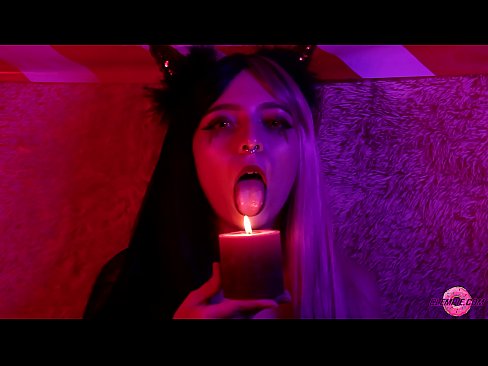 ❤️ Ağız yerinə yetirilməsi ilə Sexy Succubus-dan Ehtiraslı Blowjob Porn video bizdə