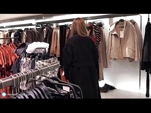 ❤️ Lesbiyanlar mastürbasyon edir və pişik mağazasını yalayırlar - cin gerson crystal marilyn Porn video bizdə