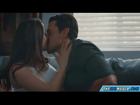 ❤️ Yaxşı busty ana ilə romantik seks Porn video bizdə
