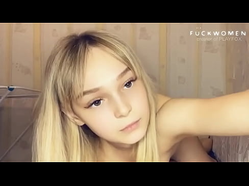 ❤️ Doyumsuz məktəbli qız sinif yoldaşına sarsıdıcı pulsasiya edən oral krem ​​verir Porn video bizdə