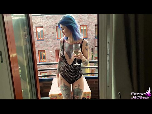 ❤️ Açıq Səma Altında Qulluq Edirən və Ehtirasla Sikən Möhtəşəm Qız Porn video bizdə